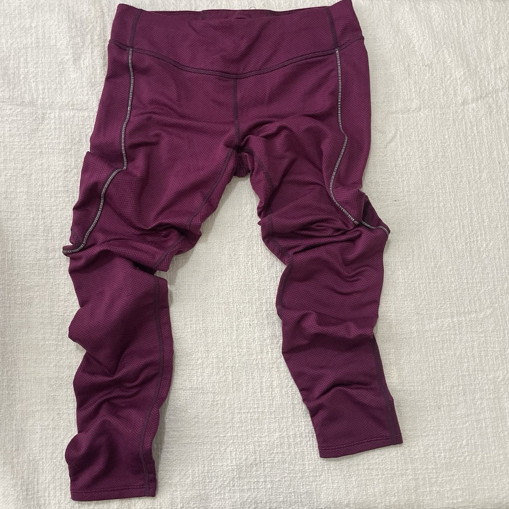 Title Nine MPG Leggings Women's Small Burgundy Herringbone Print Warm Purple